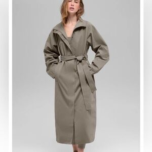 Alo Journey Trench Coat in light cocoa